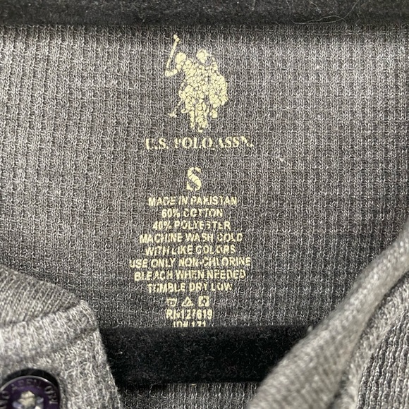 U.S. Polo Men’s Long Sleeve Grey Thermal Simple Casual Neutral Top - Picture 3 of 8